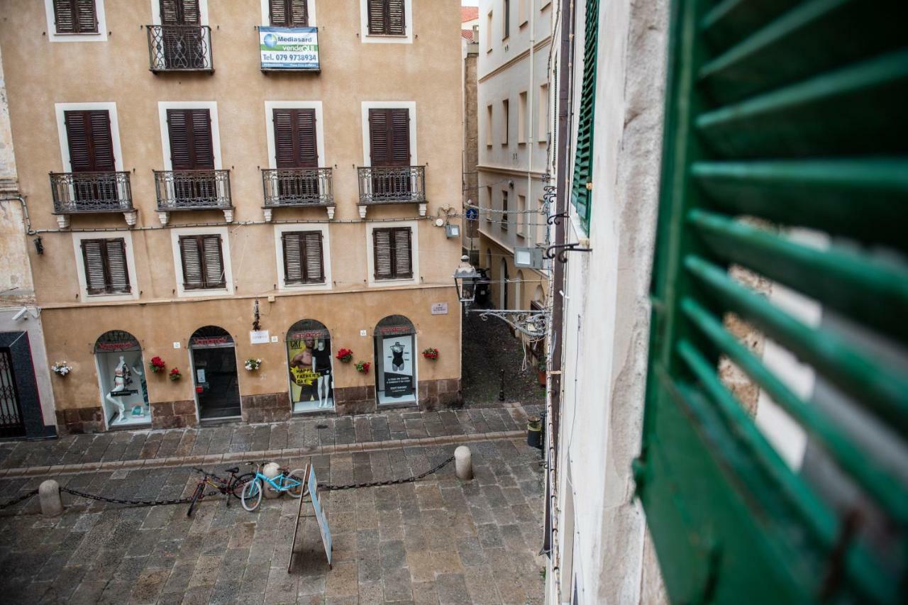 Centro Storico Carlo Alberto Альгеро Екстер'єр фото