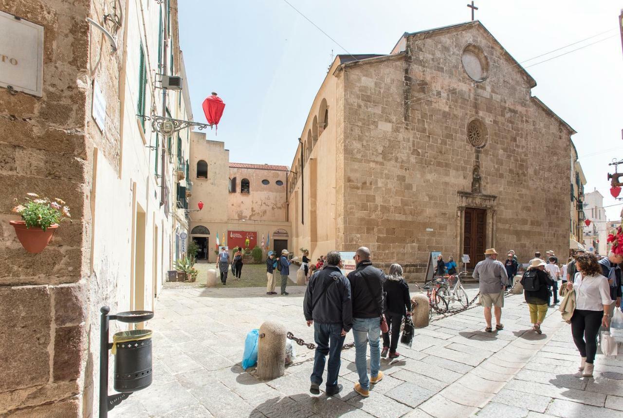 Centro Storico Carlo Alberto Альгеро Екстер'єр фото