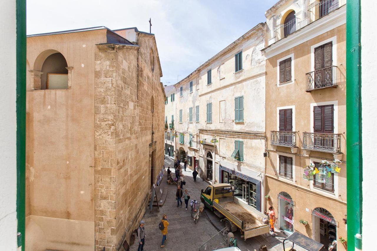 Centro Storico Carlo Alberto Альгеро Екстер'єр фото